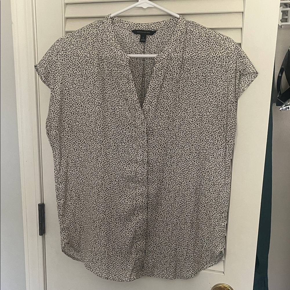 Banana Republic Black and White Speckled Blouse